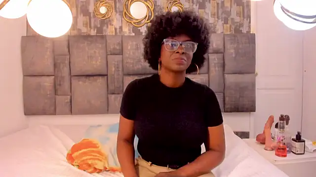 LolaJenkinss online show from 10/04/25, 03:41