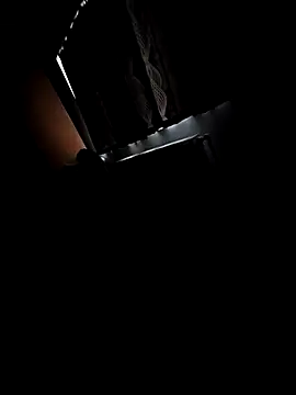 Snapshot of Foxbiker chatting on 11/28/25, 12:49 Foxbiker online show from 11/28/25, 12:49