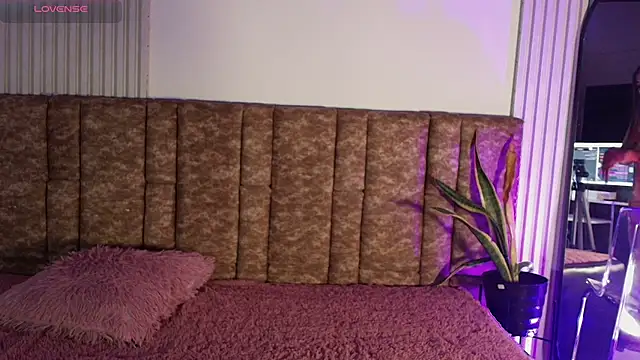 Missdionne curly online show from 03/21/26, 11:25