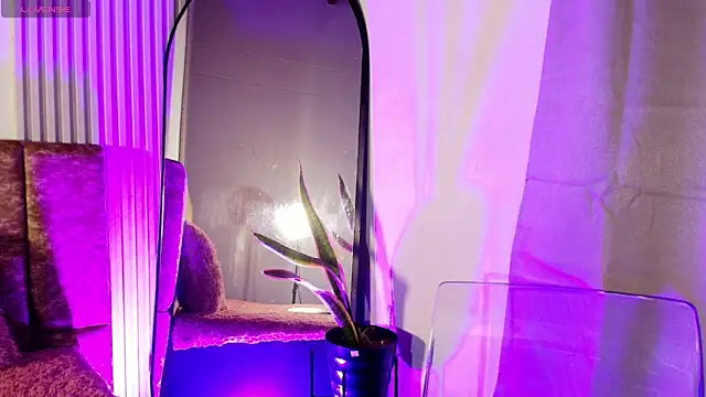 Missdionne curly online show from 03/28/26, 10:27