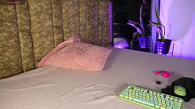 Missdionne curly online show from 04/13/26, 11:25