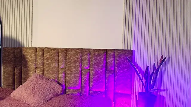 Missdionne curly online show from 03/03/26, 11:17