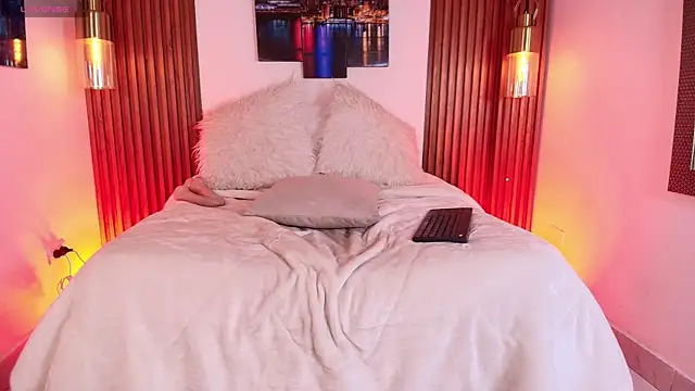 EvaGoddess  online show from 11/19/25, 07:36