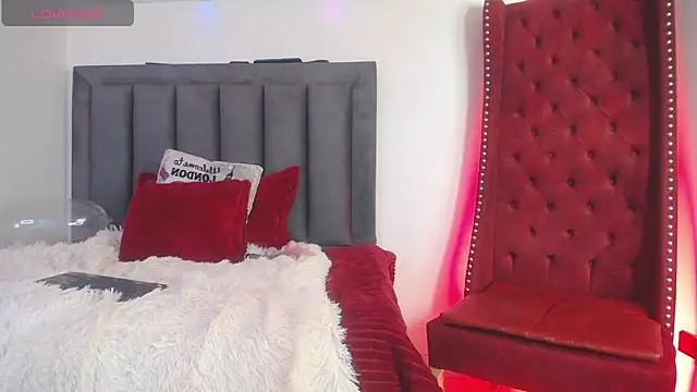 Snapshot of EvaGoddess_ chatting on 01/18/26, 05:05 EvaGoddess online show from 01/18/26, 05:05