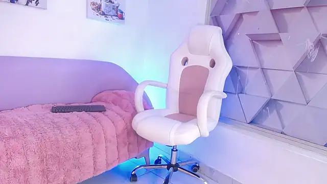 EvaGoddess  online show from 11/10/25, 06:35