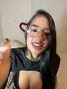 Julieta Duque online show from 03/03/26, 03:24