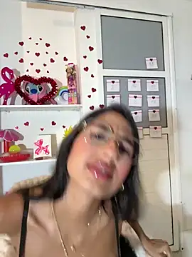 Julieta Duque online show from 02/08/26, 02:20