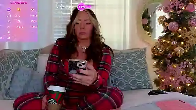 STIFFLERSMOMM online show from 11/18/25, 01:14