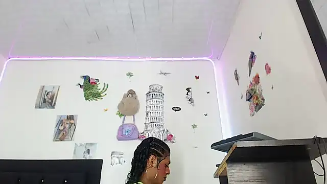 violettath online show from 10/30/25, 07:39