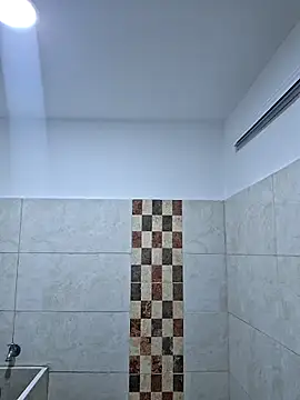 daniela crozee  online show from 12/15/25, 01:22