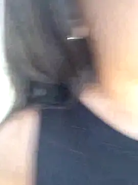 daniela crozee  online show from 09/29/25, 08:14