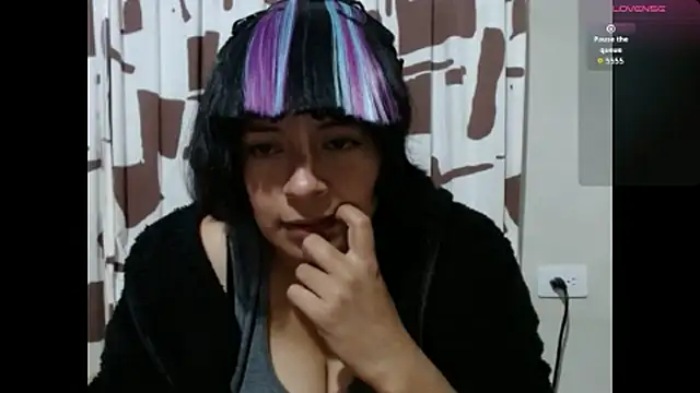 Snapshot of Acelinrose chatting on 07/10/26, 01:49 Acelinrose online show from 07/10/26, 01:49