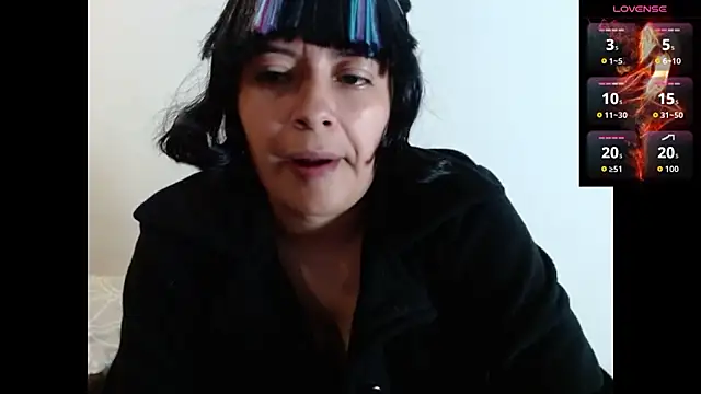 Acelinrose online show from 10/27/25, 11:38