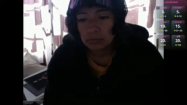 Snapshot of Acelinrose chatting on 07/15/26, 12:23 Acelinrose online show from 07/15/26, 12:23