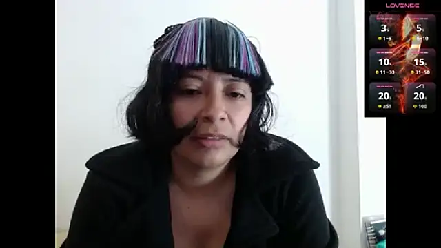 Acelinrose online show from 10/22/25, 09:57