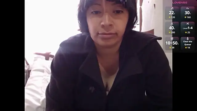 Acelinrose online show from 01/13/26, 02:21