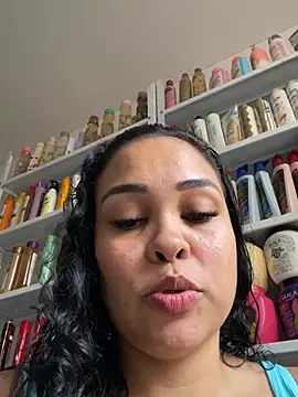 Snapshot of FOX_LATINA chatting on 03/15/26, 10:06 FOX LATINA online show from 03/15/26, 10:06