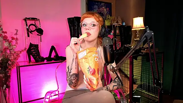 tacodeluxxxe online show from 05/06/26, 11:53
