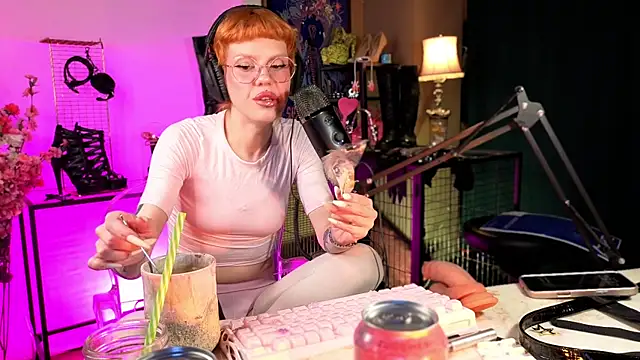 tacodeluxxxe online show from 05/10/26, 09:49