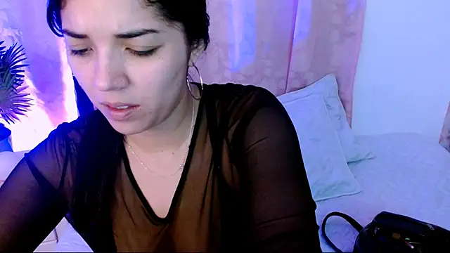 Snapshot of dreams_girl chatting on 09/22/25, 07:09 dreams girl online show from 09/22/25, 07:09