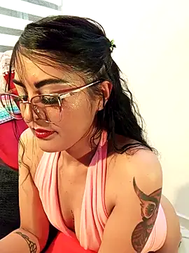 ValeNiitaLuv online show from 11/25/25, 02:34