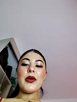 Snapshot of ValeNiitaLuv chatting on 02/01/26, 04:33 ValeNiitaLuv online show from 02/01/26, 04:33