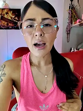 ValeNiitaLuv online show from 04/06/26, 04:41