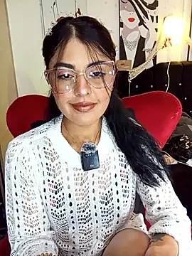 Snapshot of ValeNiitaLuv chatting on 01/13/26, 02:15 ValeNiitaLuv online show from 01/13/26, 02:15