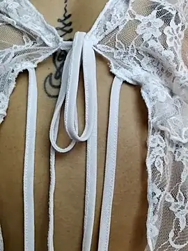 Snapshot of ValeNiitaLuv chatting on 02/12/26, 04:34 ValeNiitaLuv online show from 02/12/26, 04:34