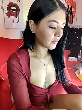 ValeNiitaLuv online show from 04/12/26, 03:43