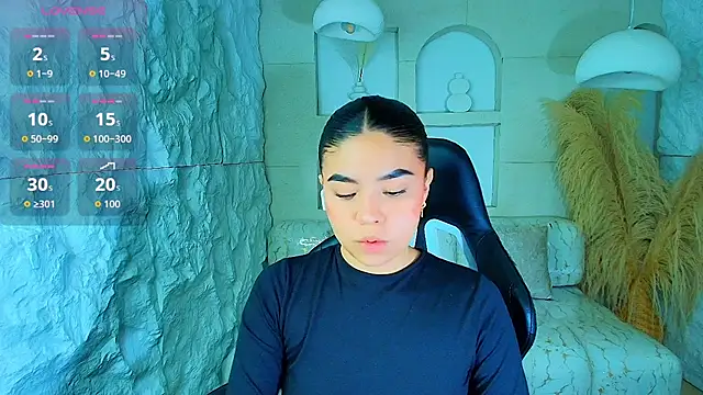 ambarina r online show from 12/04/25, 03:38