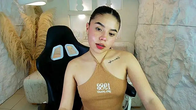 ambarina r online show from 10/21/25, 03:06