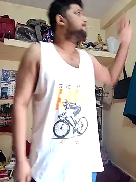 chunkyguy98 online show from 09/23/25, 03:46