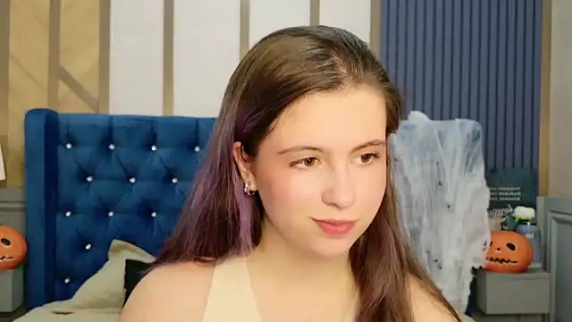 Akira Halls online show from 10/28/25, 09:03