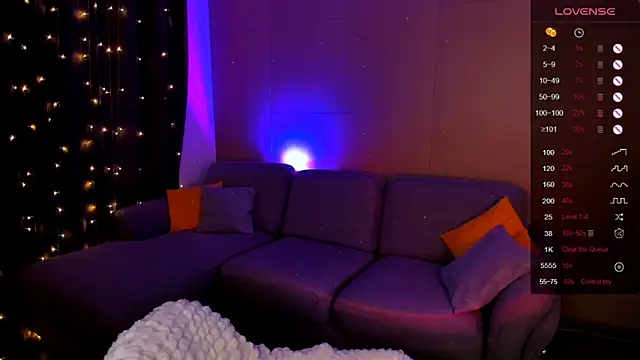 LinaBlossom  online show from 02/18/26, 08:22