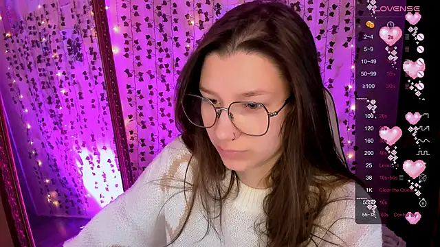 LinaBlossom  online show from 04/03/26, 05:36