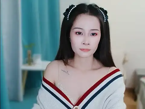 Snapshot of cfxc0317 chatting on 10/27/25, 12:06 cfxc0317 online show from 10/27/25, 12:06