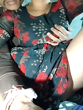 Couple romence1 online show from 02/15/26, 06:14