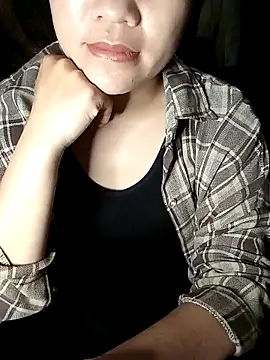 Snapshot of Norah-h chatting on 04/20/26, 01:30 Norah-h online show from 04/20/26, 01:30