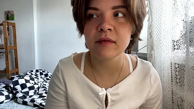 SabrinaFolts online show from 09/23/25, 09:05