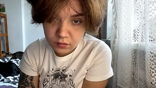 SabrinaFolts online show from 09/22/25, 09:15