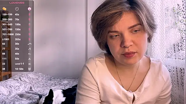 SabrinaFolts online show from 10/11/25, 09:10