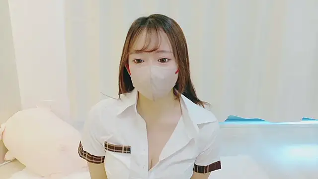 IROHA   online show from 11/30/25, 05:19