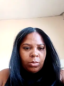 Crislove22 online show from 10/28/25, 12:37