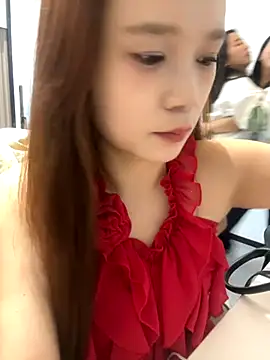 YY-27 online show from 10/15/25, 07:38