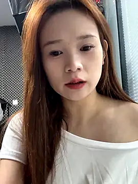 YY-27 online show from 10/21/25, 03:17