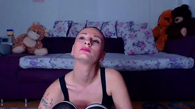 CassieSpell online show from 04/23/26, 08:32