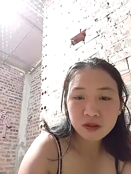 Snapshot of Suzuki_see chatting on 09/26/25, 09:49 Suzuki see online show from 09/26/25, 09:49
