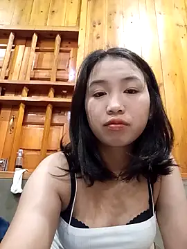 Snapshot of Suzuki_see chatting on 10/10/25, 10:32 Suzuki see online show from 10/10/25, 10:32