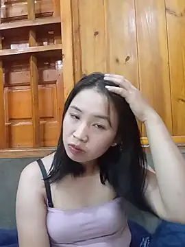 Snapshot of Suzuki_see chatting on 10/01/25, 02:21 Suzuki see online show from 10/01/25, 02:21